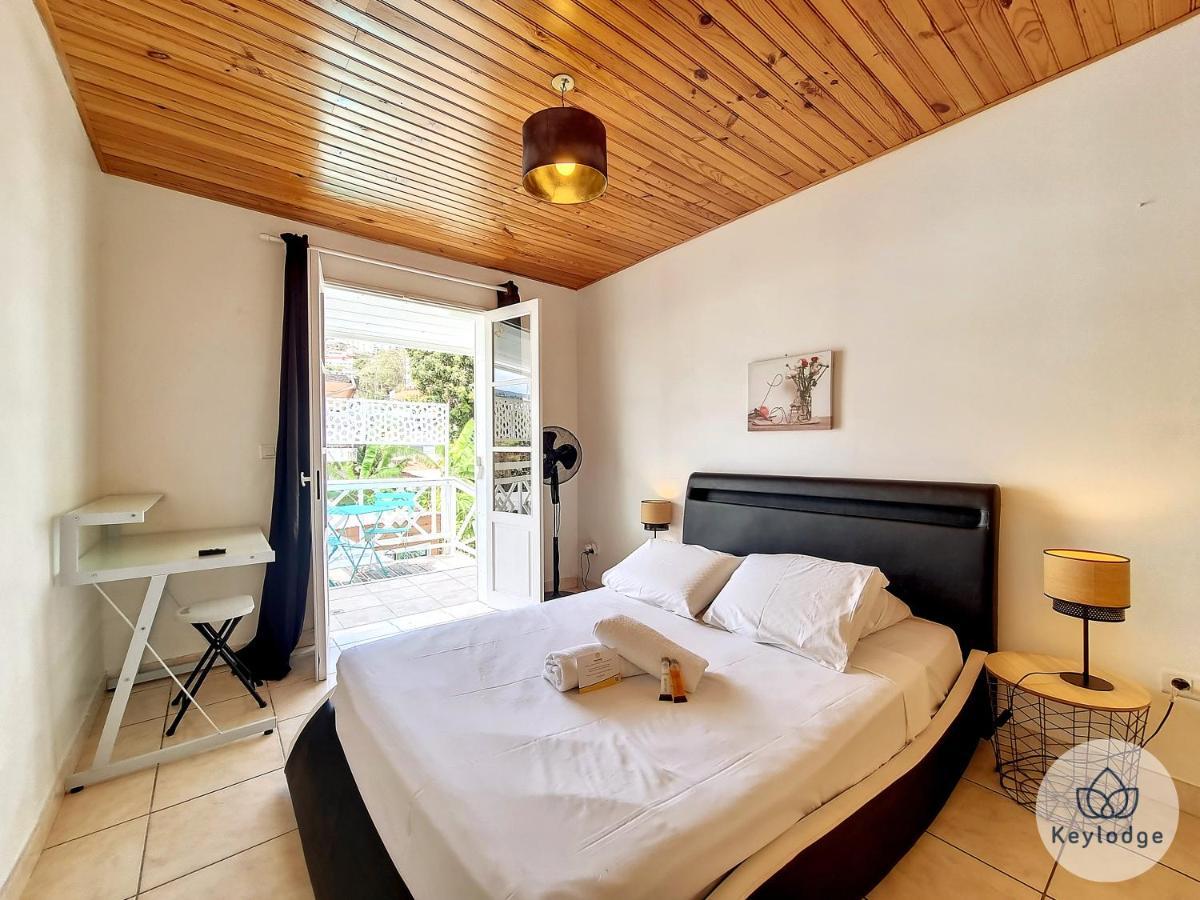 Paul Et Aliette - T3 Classe 3 Etoiles - 70M2 - Saint-Denis Esterno foto