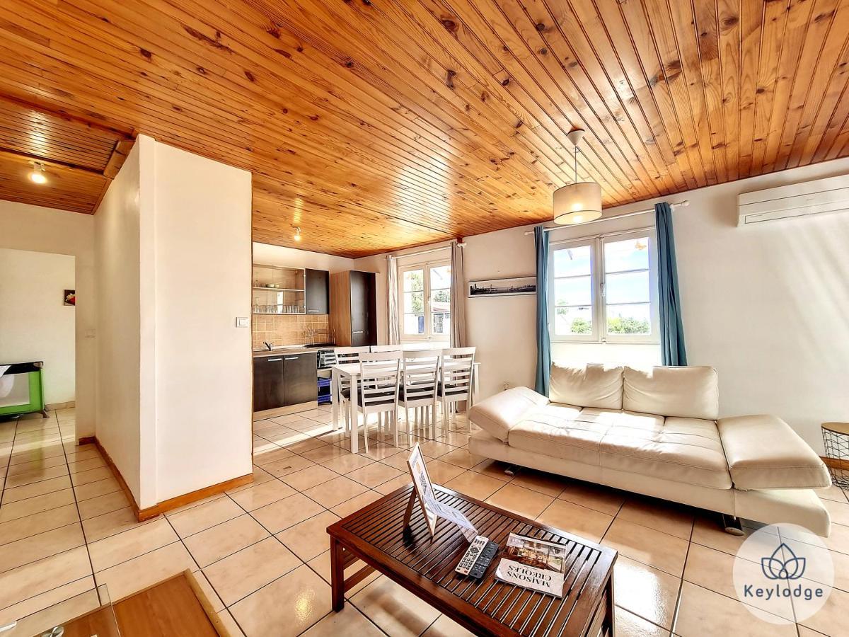 Paul Et Aliette - T3 Classe 3 Etoiles - 70M2 - Saint-Denis Esterno foto