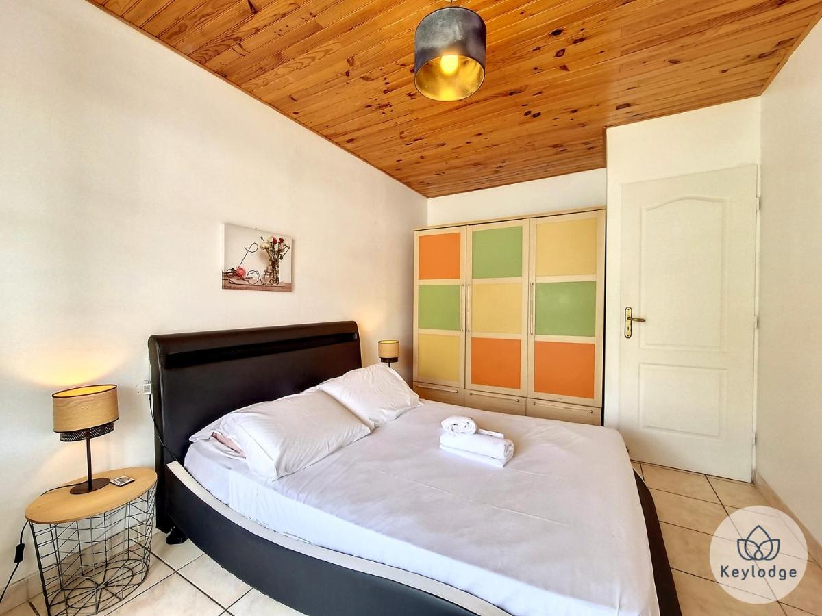 Paul Et Aliette - T3 Classe 3 Etoiles - 70M2 - Saint-Denis Esterno foto